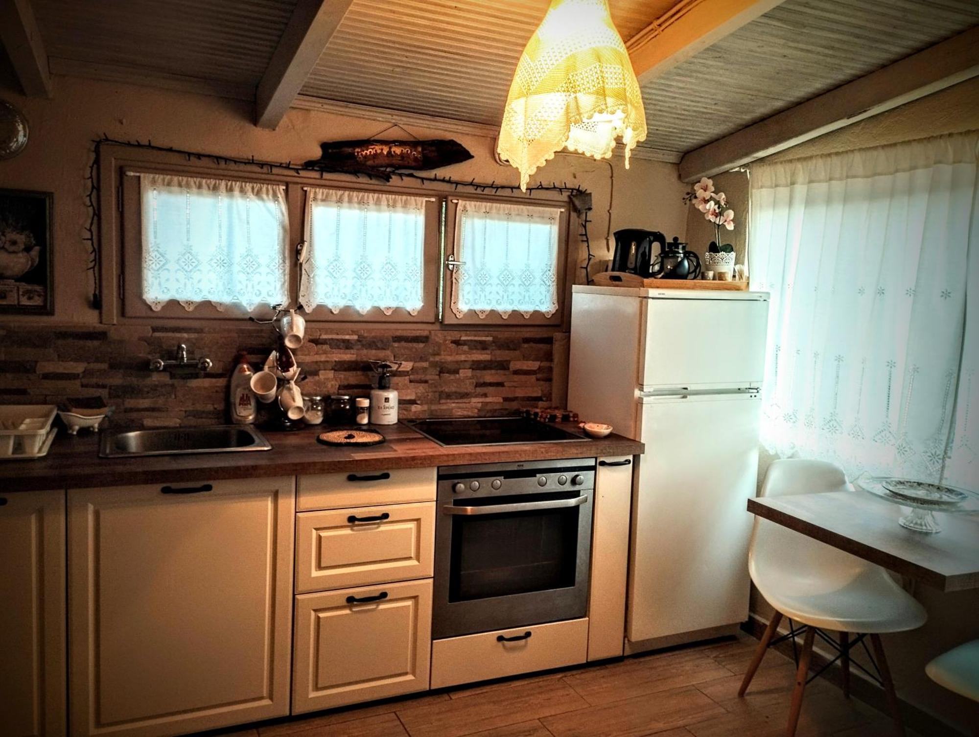 Sofias Cottage Ellinikón Exteriör bild
